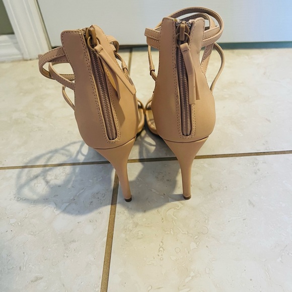 DREAM PAIR nude strappy sandals Size 11 - Picture 3 of 5